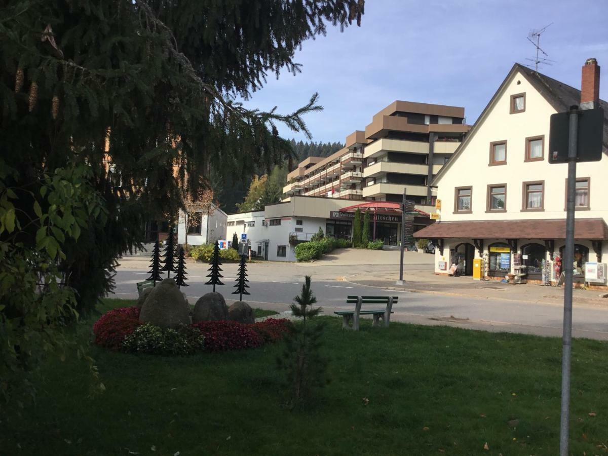 Gemuetliche 1Z Fewo In Schoenwald Mit Balkon, Schwimmbad, Sauna, Fitness Kültér fotó